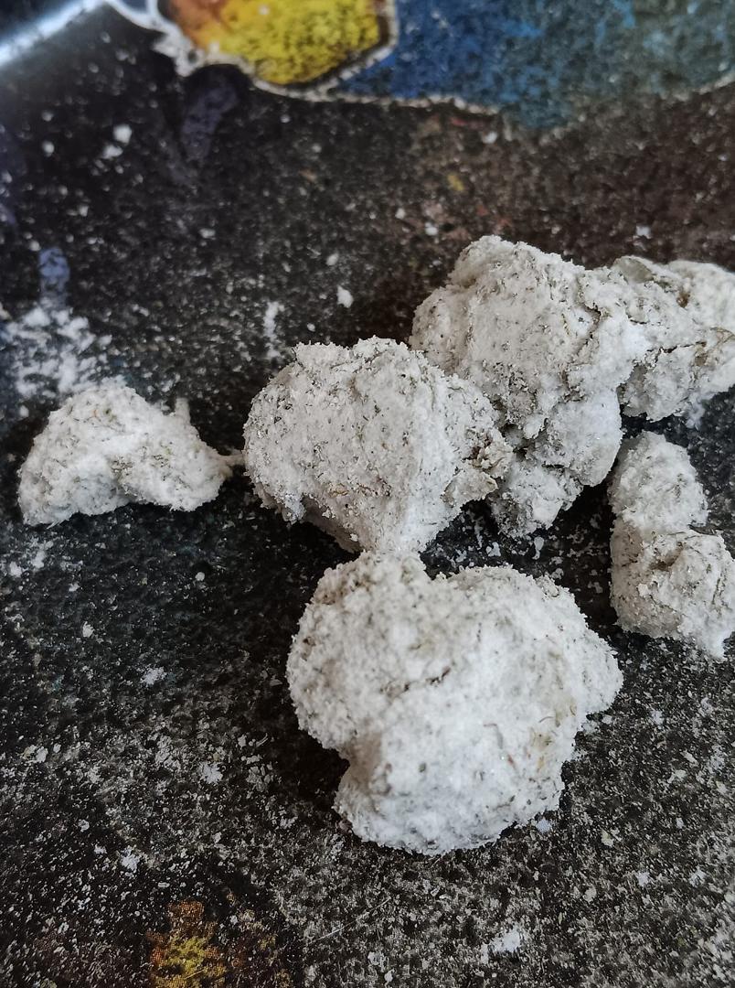 Frosted raspberry nerds