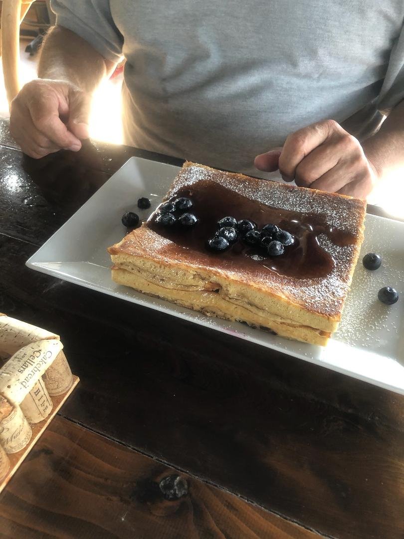 How is this for blueberry pancakes? This place has the best pancakes and the best burgers anywhere I've ever had