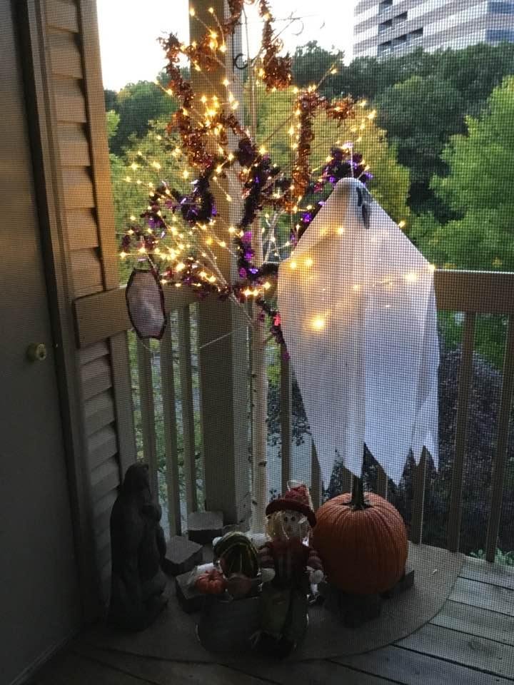 Time to give it the October look🤗