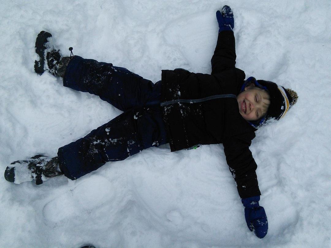 Why I love the winter! Snow angels!