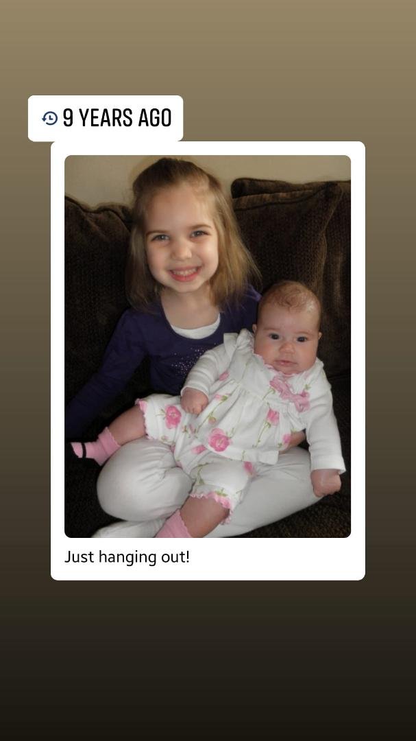 Maravis Couch's album, Mobile Uploads