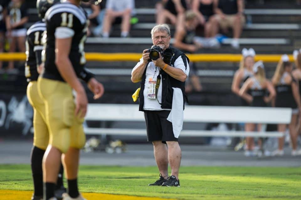 Saddened at the news that Dale Barbee passed away today. He was always fun to shoot with and he will be missed. My condolences to his family and friends.