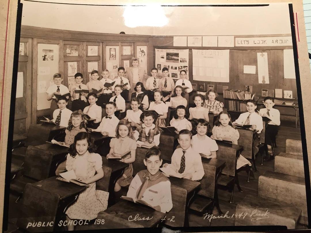 PS 198 Fourth grade (1949). I am in second desk on right. Where are Lorraine and Larry Daniels?