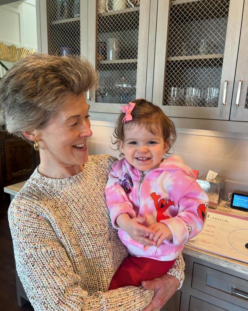 We laughed, sang and
danced our way through Easter weekend with granddaughter Poppy Tanenbaum (aka: “Baby Shark”) and daughter Kelly. Poppy lights up a room when she walks in and is a true joy to have in our lives! Aunt Bab