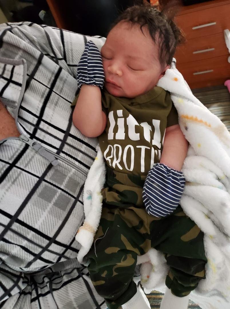 My great grandson!
Jordan Scott 9lbs 13 oz