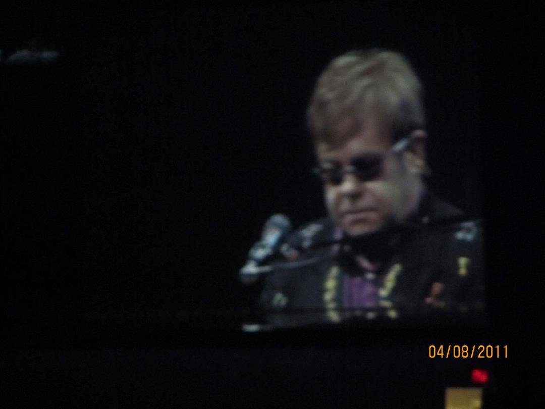 Steve Watilo's album, Elton John 4/8/2011