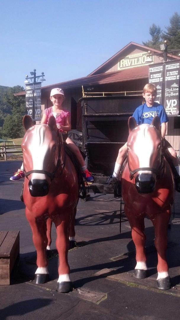 Tucker and taelynn on sarge and pesky