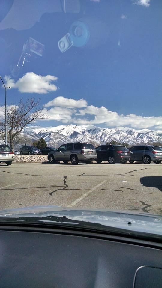 Be snow on them mountains.