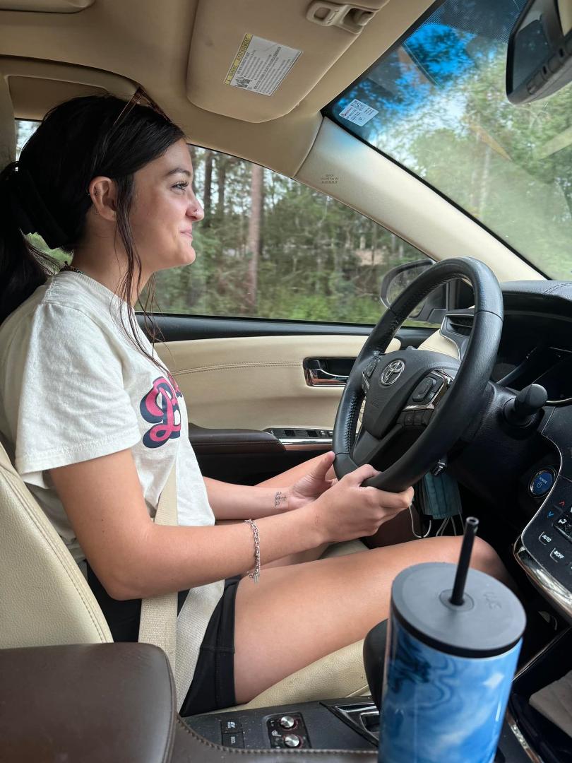 Joe still can’t drive and I don’t drive because of neuropathy. Our sweet granddaughter Emily Goodwin is our chauffeur today. Thank you Emily!