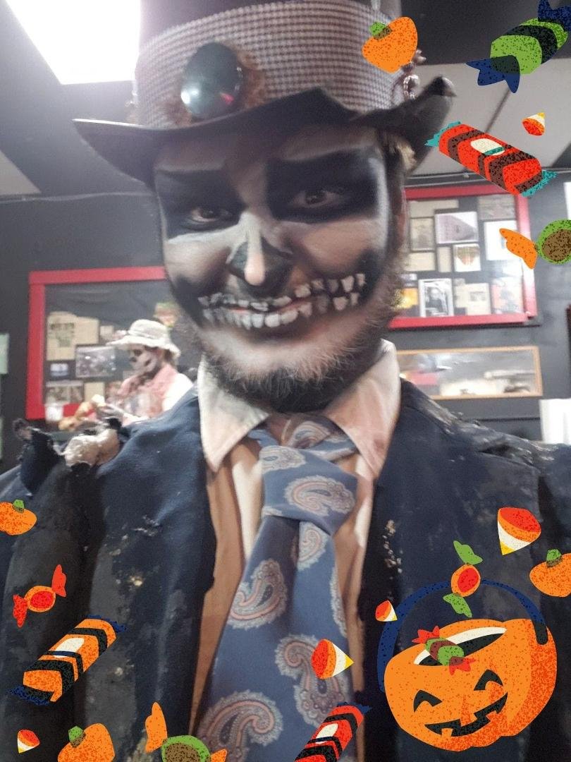 Happy Halloween to all my family and friends.