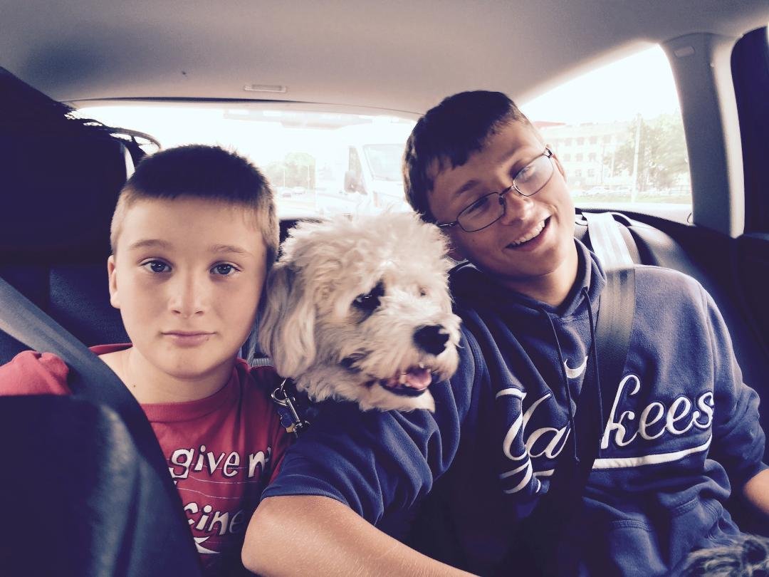 Road trip w Tony, Charlie n Nick
