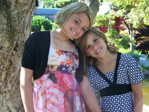 Wow can you believe that Meghan turned 14 yesterday? I am so happy and proud of her she is such a great daughter. Sigh...soon she'll want to borrow the truck or go to a movie with some boy....ha ha NEVER!