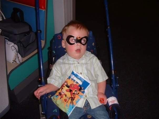 Sean Edward would be celebrating his 17th Birthday with us today. I'm sad, angry and hurt that year after year we have to do it without him. Yes, he is with us in heart, mind and spirit but I NEED him with us in body. My lo