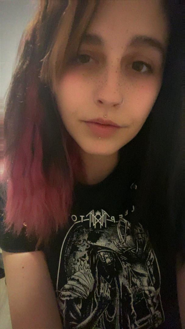 Sierra Smith's album, Mobile uploads