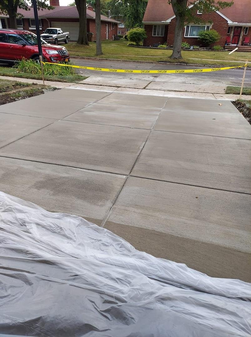 When your friends doesn't answer i recommend tulumello concrete