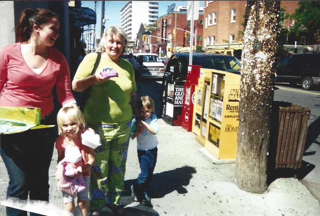 I know I missed throwback Thursday but I just figured out how to scan and load photos. What better way to start than with these much loved beauties? Hannah Cowen, Joanna Kyle, Calista Mcphail, Sadie Kyle