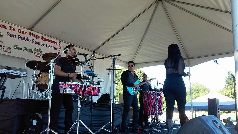 musicians filled the air of San Pablo stage.