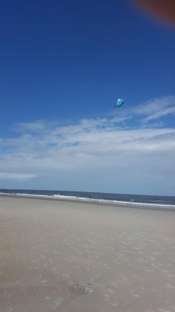 The skies cleared on the next day and the windsurfer came on.