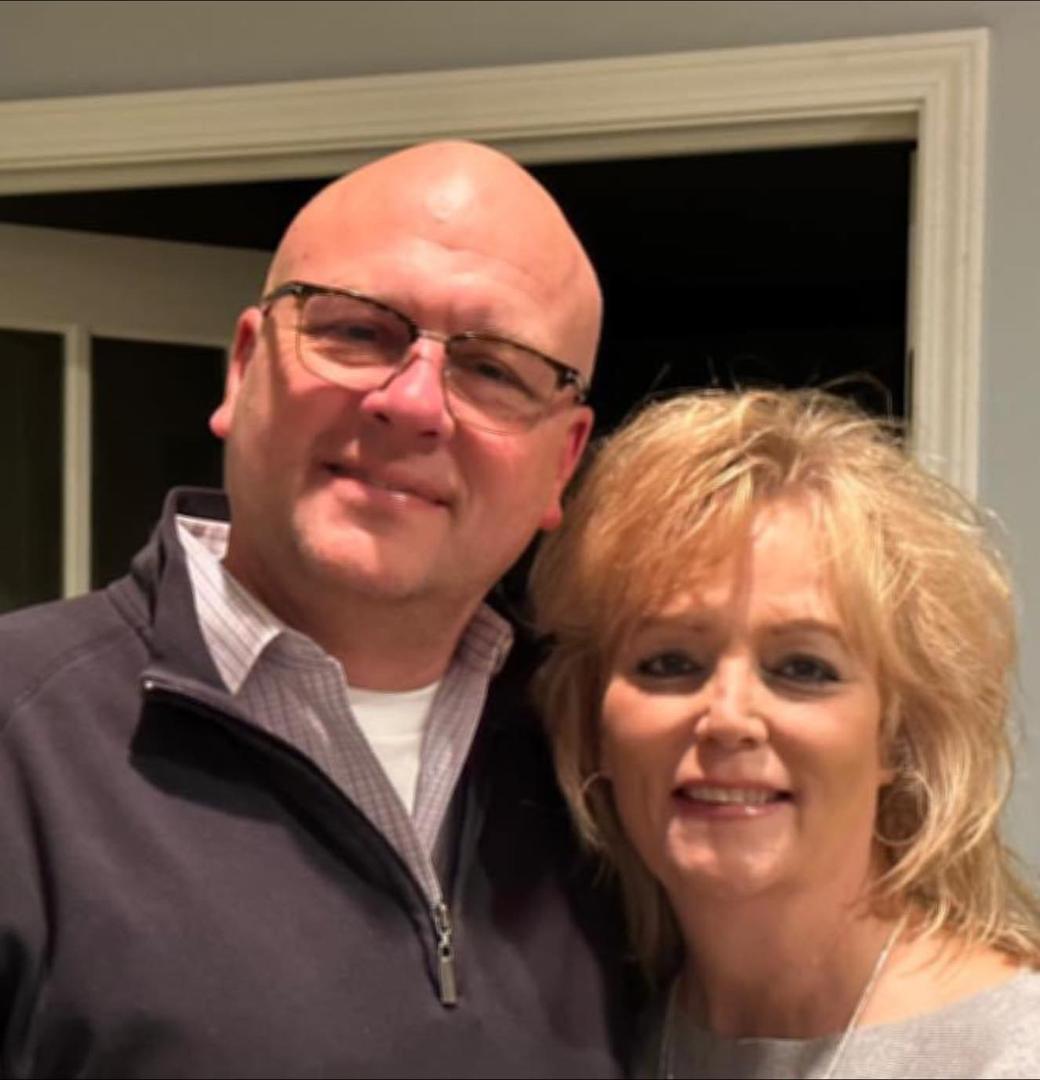 I know this all didn’t go as planned, but wishing Alan Bird and LeeAnn Bird a very Happy Anniversary🥂❤️🥂