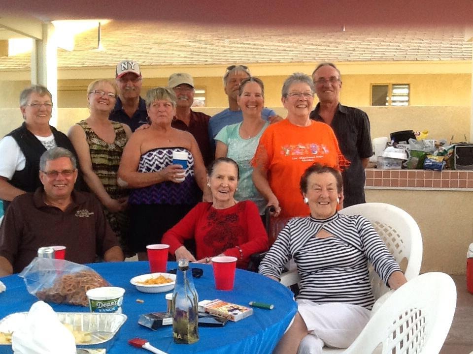 Mini Holt reunion in Yuma AZ. So wonderful to be with family in warm and sunny weather.