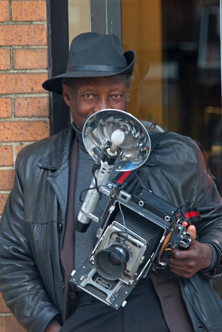 Now this is a photographer!!!