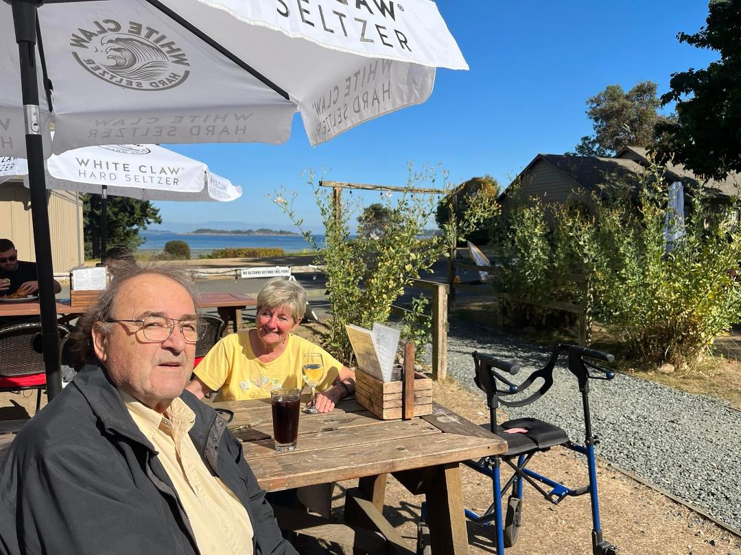 Suffering at Beach Acres Resort (Parksville, BC)… and enjoying some good times with family too!