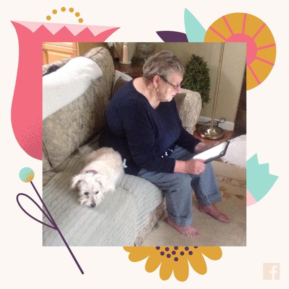 Look at this poor old soul...glad she has Daisy...they both miss Claude so much...💕🐕💕