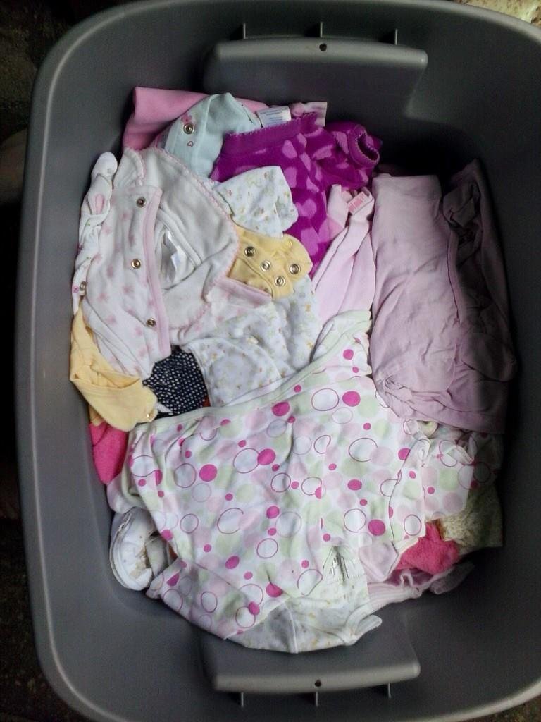 For sale baby girl close 25.00