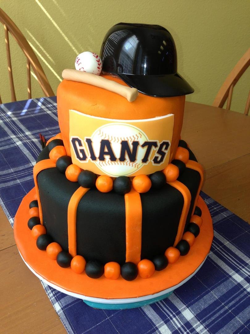 Gotta love those Giants! Let them eat cake!
