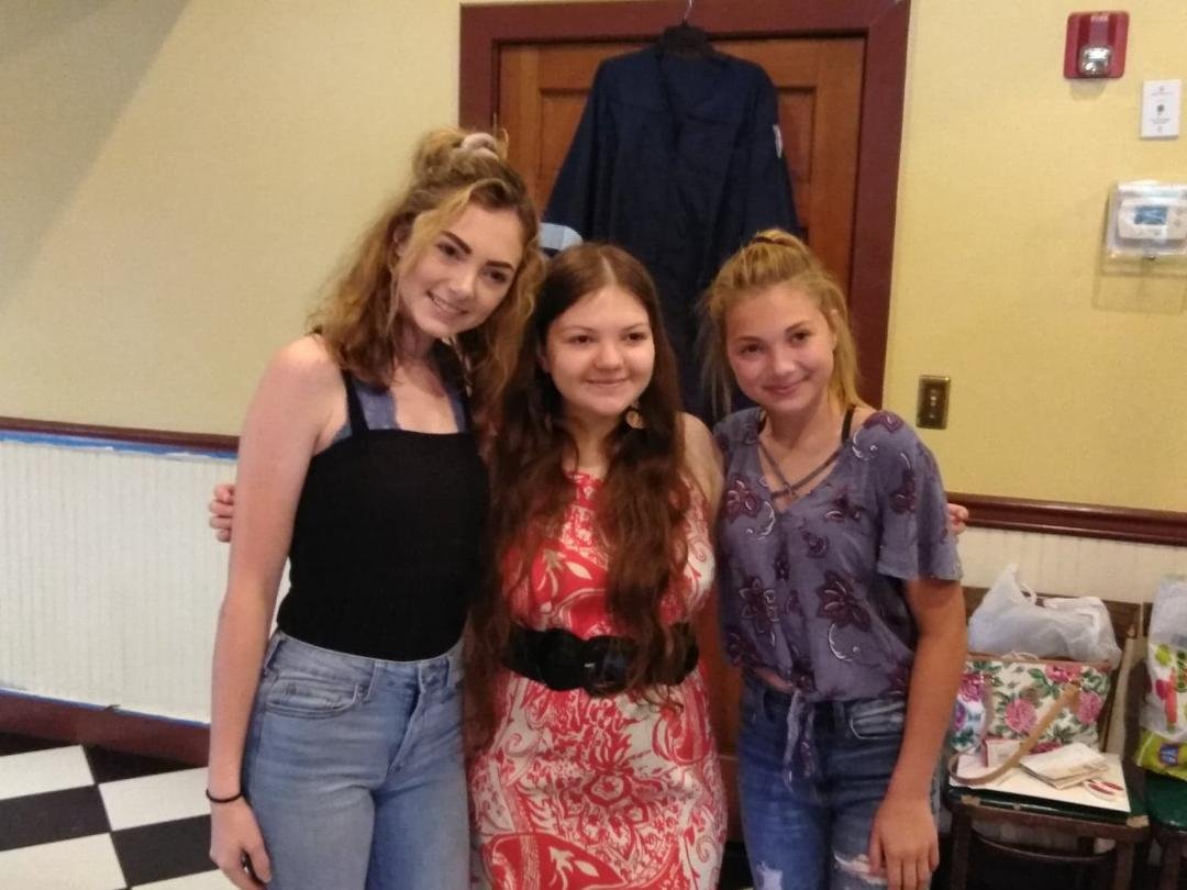 My 3 Granddaughters...Arent they beautiful?