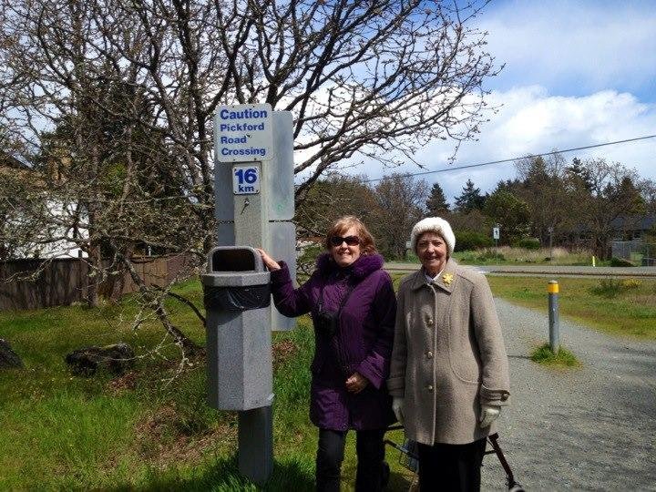 Here we are with Jean, we had a great time. Had to take turns for the camera then headed back for our tea.