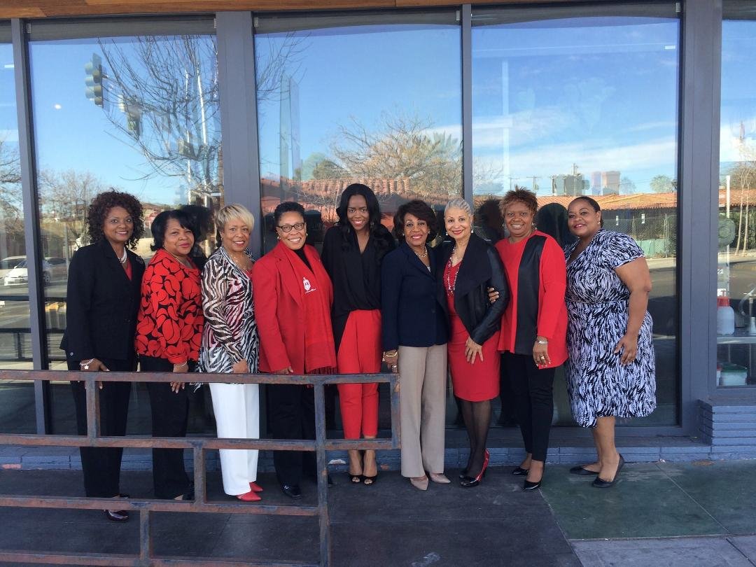 If you are a Democrat living in Nevada, please remember to be at your caucus site by 11:00 tomorrow (Saturday) morning! If you don't know your caucus site, go to nvdems.com.
A few friends and I met with Congresswoman Mar