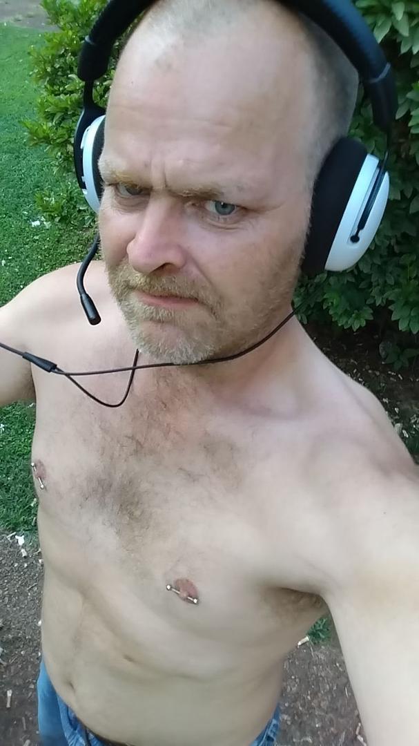 Robin Gregory's album, Mobile uploads