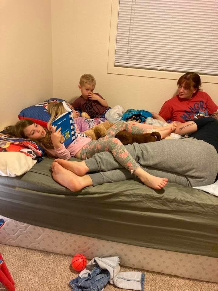 Lorrie Combs' album, Photos