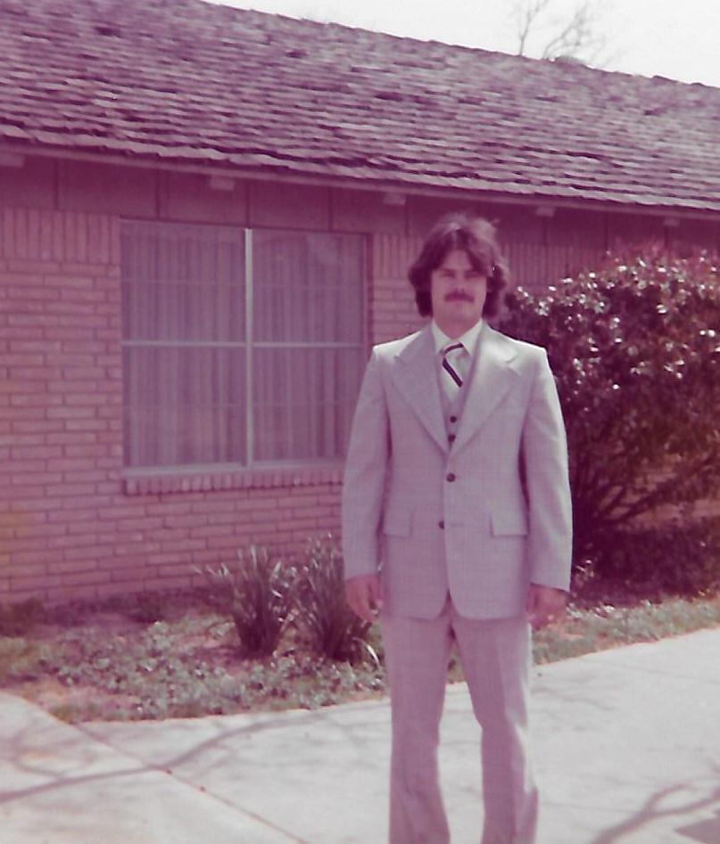 Tom Powers' album, Photos