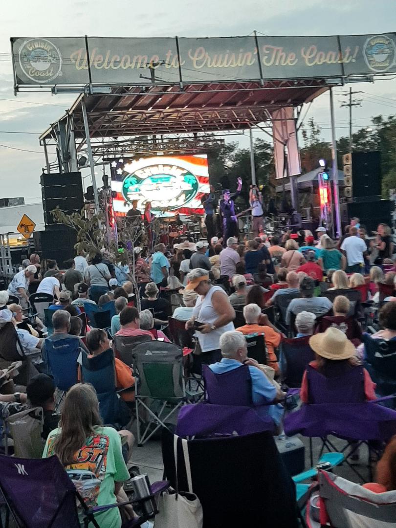 The Platters Great Pretender
Ocean Springs Crusin Coast
Crazy wild time