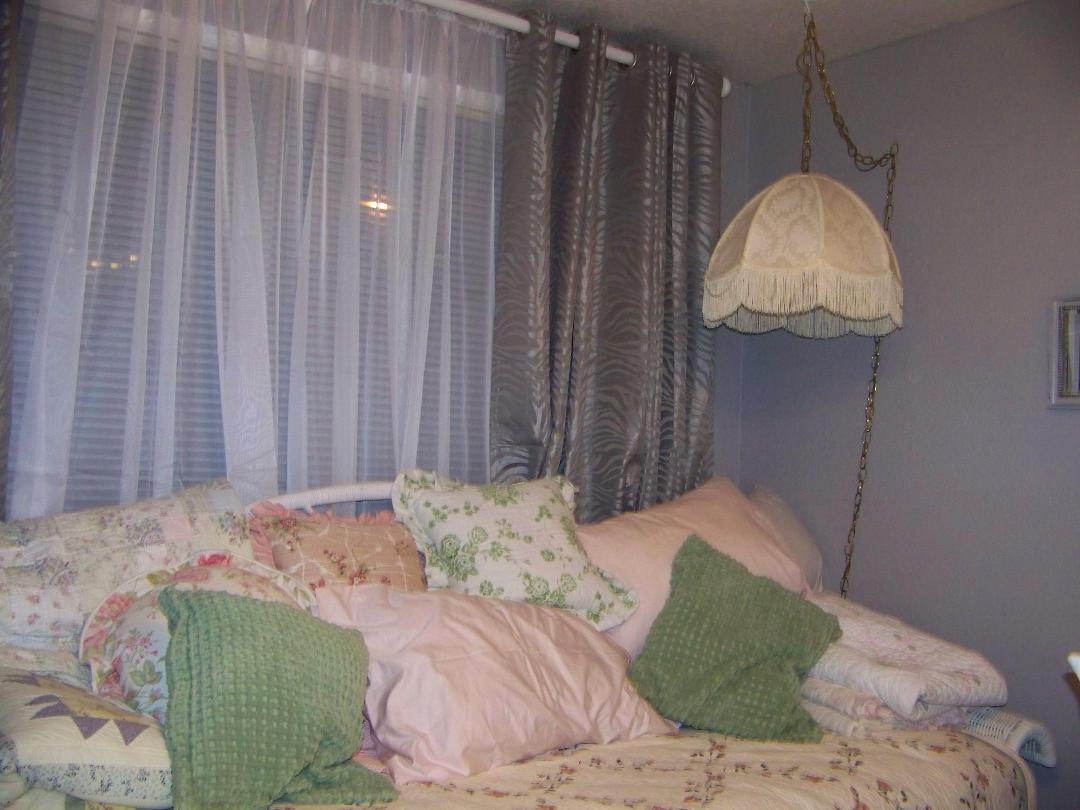 Nancy Rogers' album, Photos