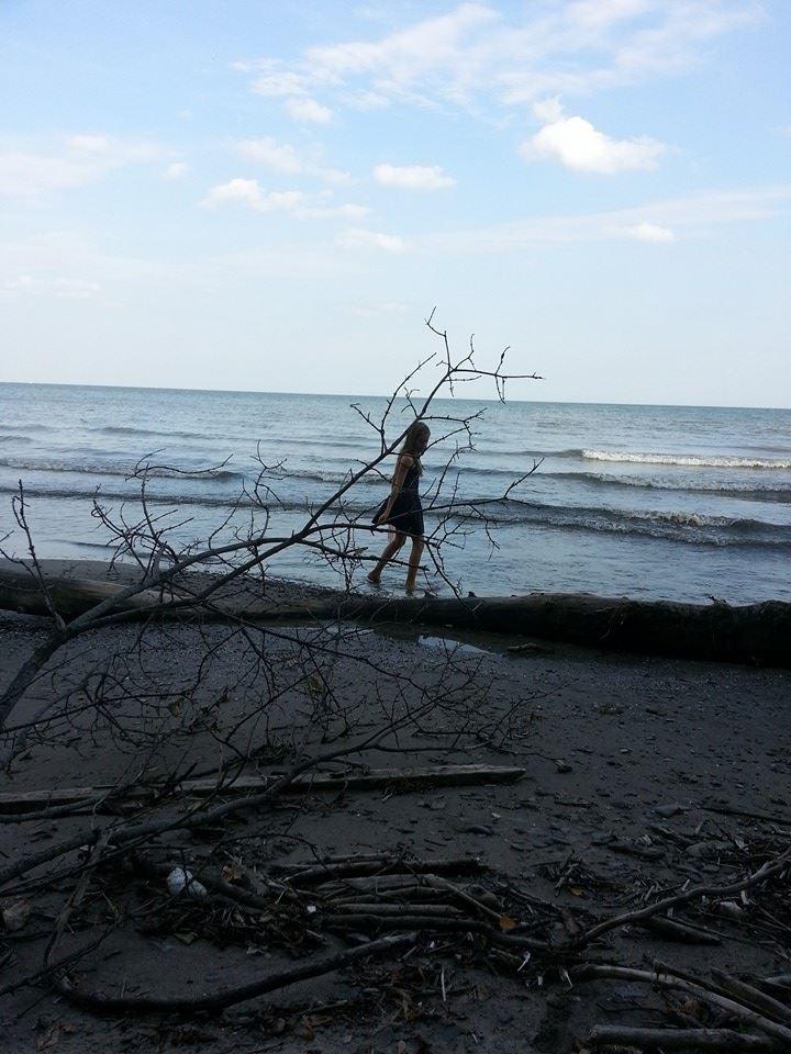 Peter Thamas' album, Mobile uploads