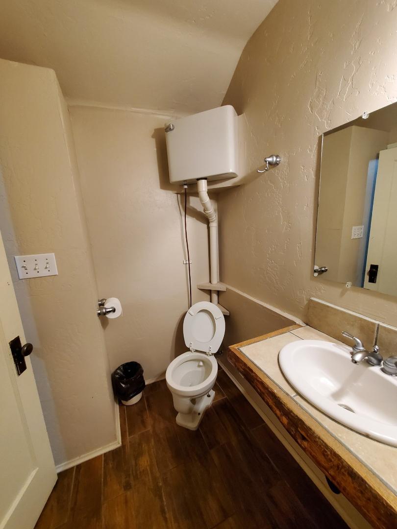This is my toilet in my hotel room here in Lee Vining
So when it comes to flush you reach up some 7 feet to the top left side of the tank and use the handle. Glad to be tall in this situation ?