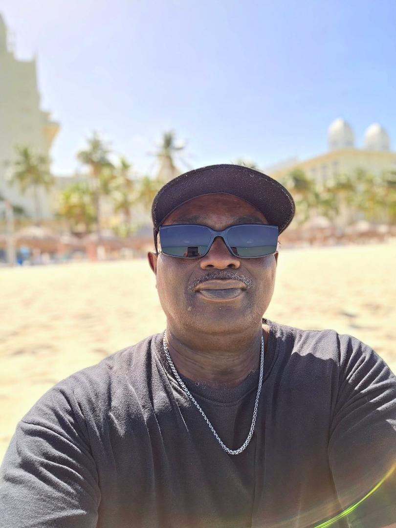 Anthony Johnson's album, Mobile uploads