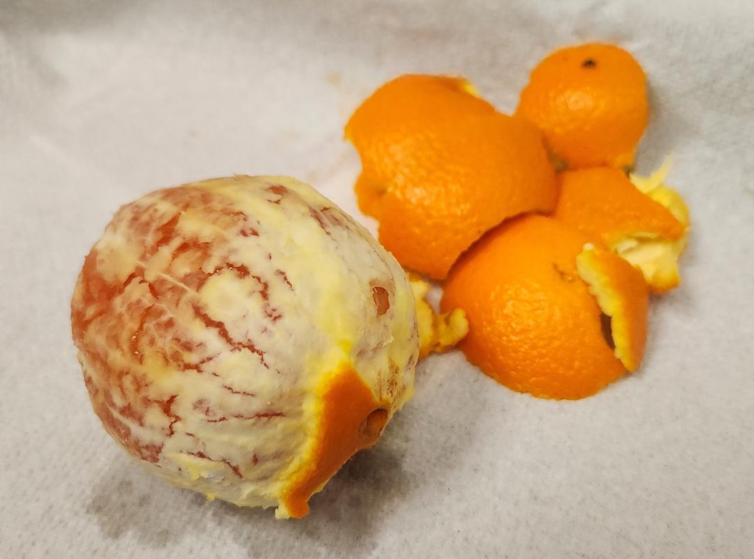 Eating an orange reminds me of my Mamaw and to be grateful for everything!
My grandmother was 1 of 19 children from the mountains of North Carolina and at Christmas, one of the gifts they received and cherished was a bag w
