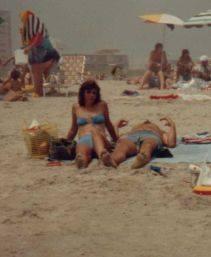 Nancy Morris' album, Photos