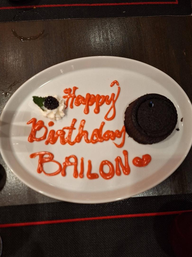 Bailon Arabe's album, Mobile uploads