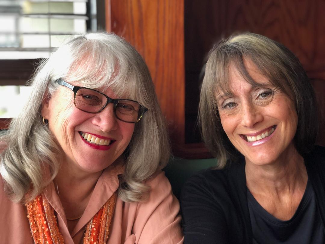 HAPPY BELATED BIRTHDAY LYNDA!
You are the friend who's always there, no matter what! You're the calming force, the organizer, and definitely the party pusher! I am so fortunate to have you as my friend!!!
Is jet lag an