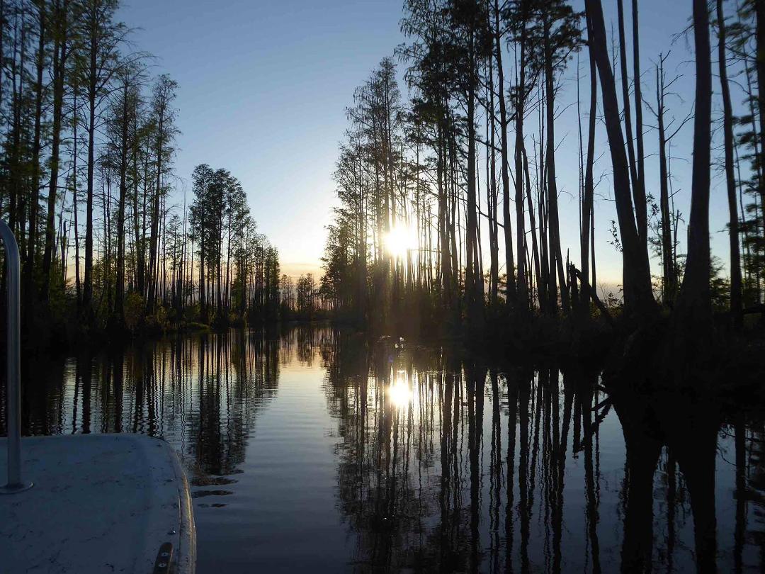 Leonard Knott's album, National Monuments and Other Facilities Run by the U.S. Govt.