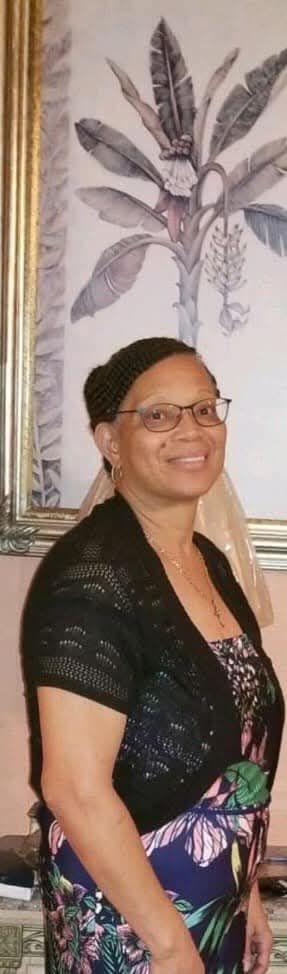 HAPPY BIRTHDAY TO MY SISTER IN LAW LINDA KENDRICKS. NOBODY ON THE PLANET HAS A SISTER IN LAW BETTER. LINDA, HAVE A GREAT DAY. LOVE YOU