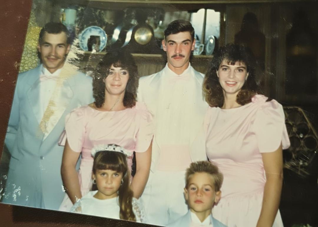 In memory of my brother Aaron
R.I.P your sister Bernadette
Aaron's wedding day left to right
His best friend, Aaron, sister Geniffer, Bernadette, Amanda 6yrs, Jacob 5yrs