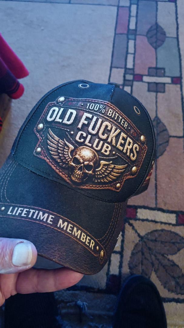 Wifey bought me a hat I love it 
Thanks babe love ya