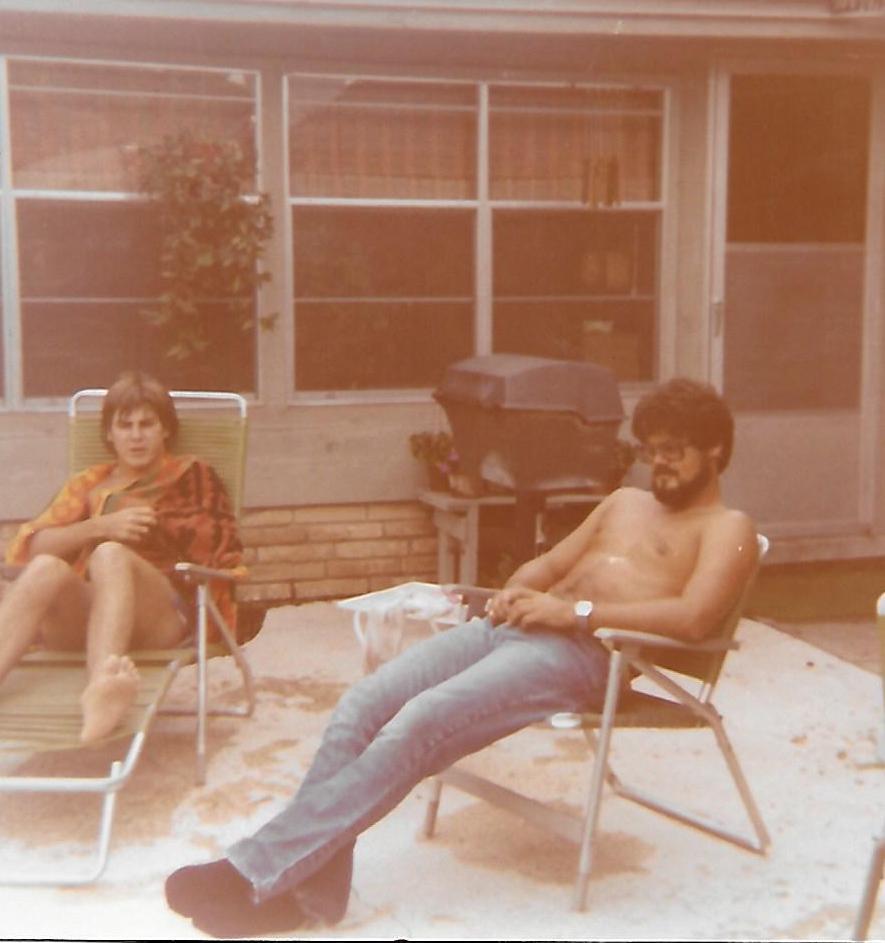 Tom Powers' album, Photos