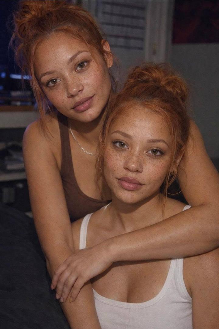 Jasmine Weeks' album, Mobile uploads